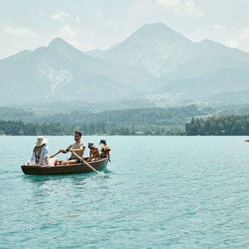See-Berg-Aktivwoche Boot fahren Faaker See